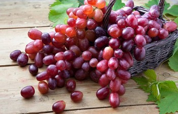 Thành phần dinh dưỡng của nho, so sánh nho có hạt và nho không hạt